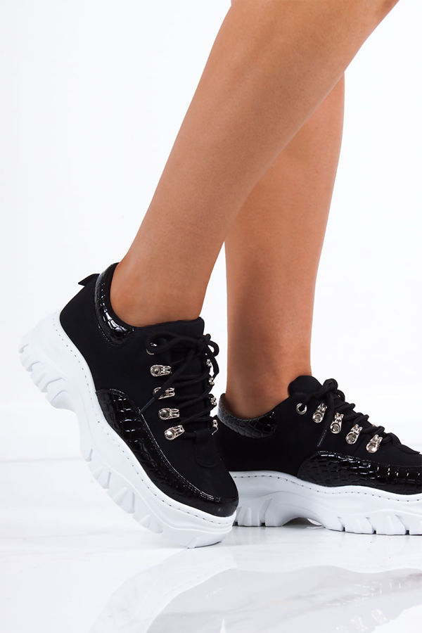 black chunky trainers